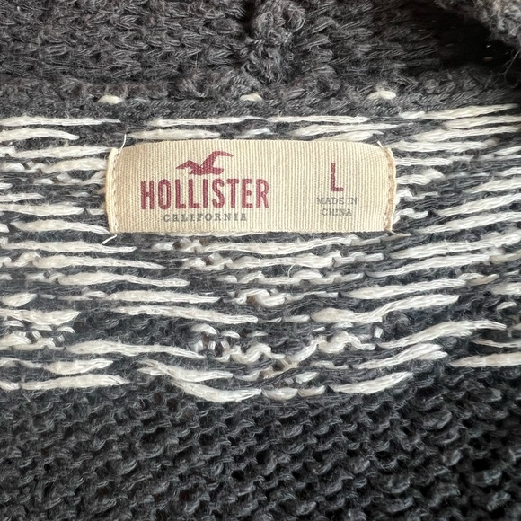 Hollister Navy and White Geometric Cardigan - Picture 5 of 5